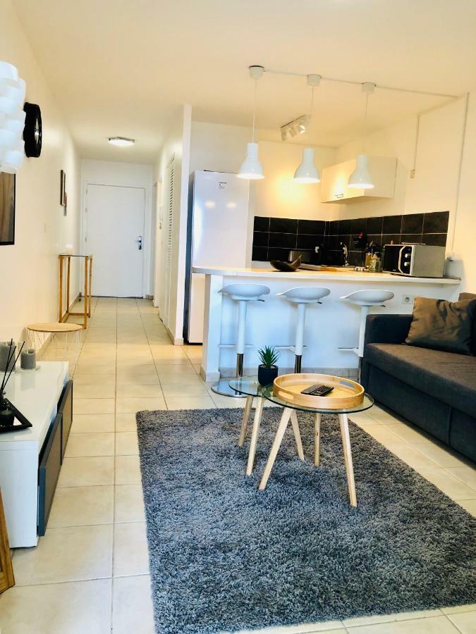 Appartement Au Bord De L'Eau Le Moule Exteriér fotografie